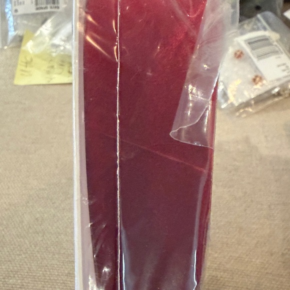 Mango Red Velvet Finished Headband/NWT - Picture 5 of 7